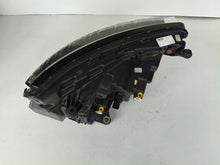 Laden Sie das Bild in den Galerie-Viewer, Frontscheinwerfer Skoda Kamiq 658941015 LED Ein Stück (Rechts oder Links) SCH8937221743cq
