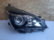 Load image into Gallery viewer, Frontscheinwerfer Toyota Yaris LED Rechts Scheinwerfer Headlight