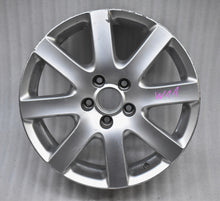 Load image into Gallery viewer, 1x Alufelge 17 Zoll 6.0&quot; 5x112 45ET Glanz Silber 3C0601025M VW Passat Rim Wheel