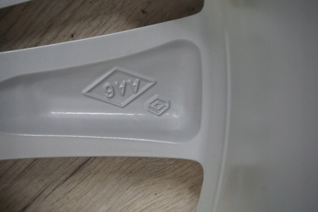 1x Alufelge 17 Zoll 7.0" 5x114.3 49ET 403006786R Renault Laguna Megane Scenic