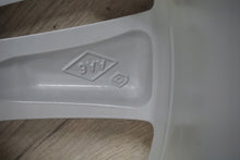 Laden Sie das Bild in den Galerie-Viewer, 1x Alufelge 17 Zoll 7.0&quot; 5x114.3 49ET 403006786R Renault Laguna Megane Scenic