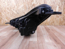 Laden Sie das Bild in den Galerie-Viewer, Frontscheinwerfer Kia Sportage IV 92102F1110 Xenon Rechts Scheinwerfer Headlight SCH5481102220lq