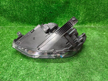 Laden Sie das Bild in den Galerie-Viewer, Frontscheinwerfer VW Caddy IV 2K8941C06B Rechts Scheinwerfer Headlight SCH9859435857cv