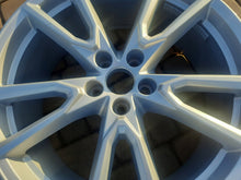 Load image into Gallery viewer, 1x Alufelge 20 Zoll 8.0&quot; 5x112 39ET 80A601025 Audi Rim Wheel