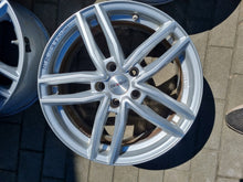 Laden Sie das Bild in den Galerie-Viewer, 4x Alufelge 17 Zoll 5x112 38ET Silber KBA53207 Audi W211 I Rim Wheel FEL5271508107uj