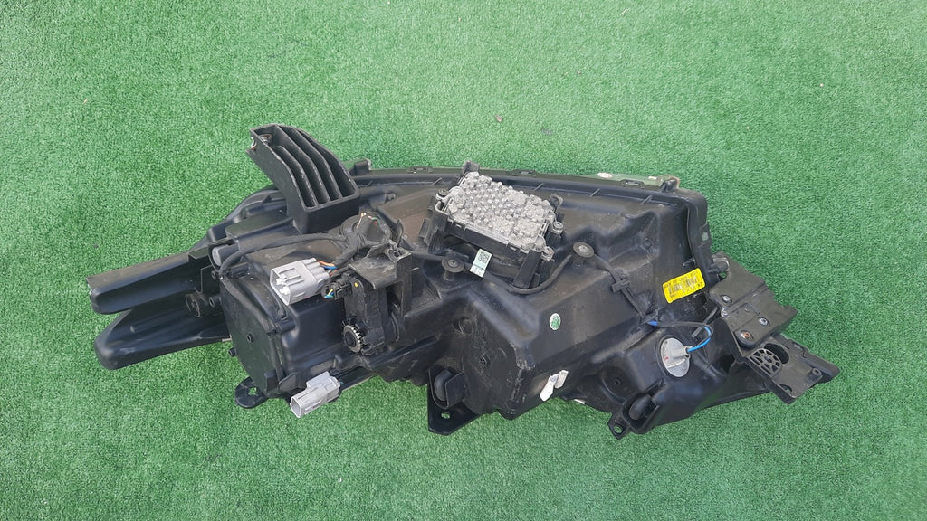 Frontscheinwerfer Mitsubishi Outlander 8301D3-32 Full LED Rechts Headlight