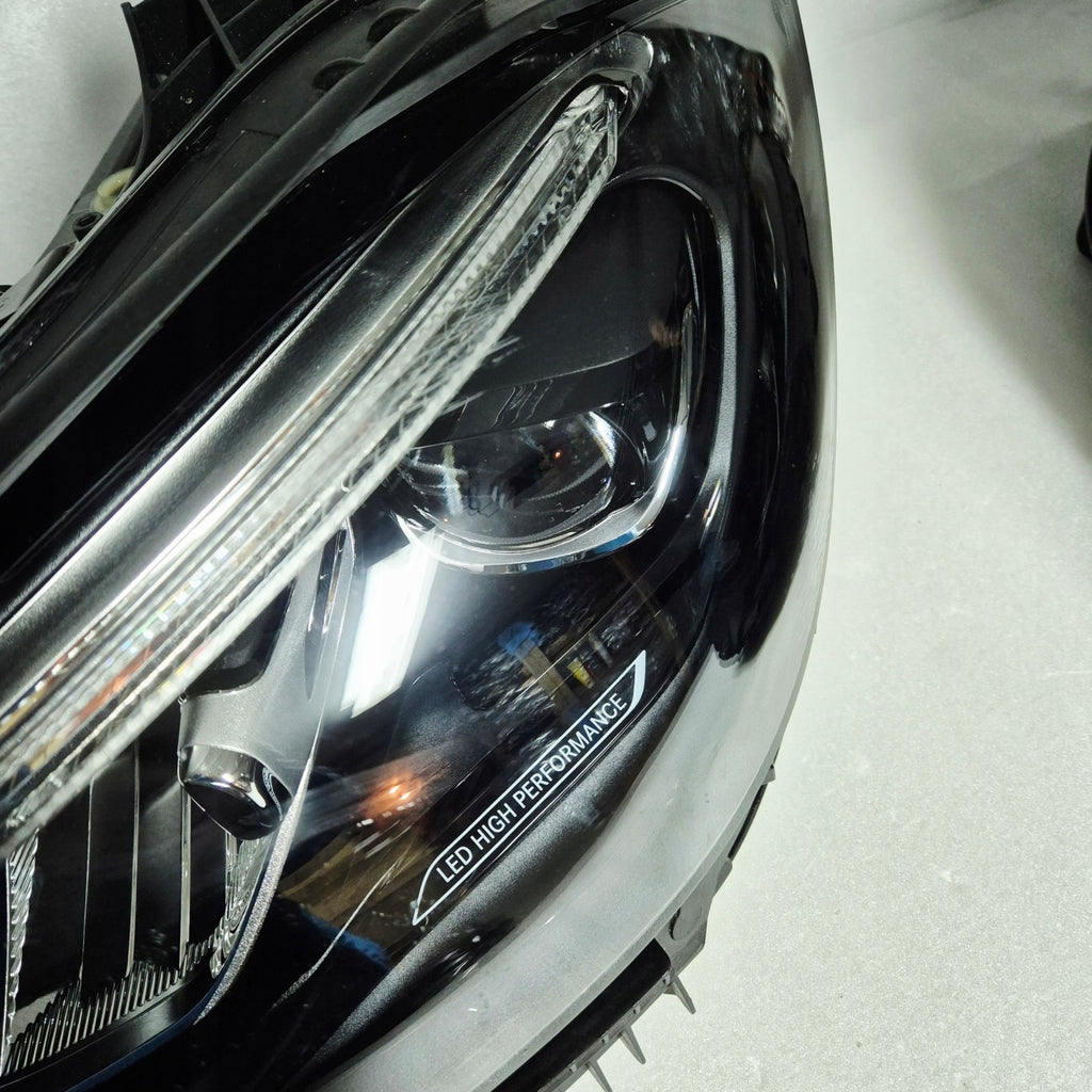 Frontscheinwerfer Mercedes-Benz W206 A2069060803 A2069066104 Rechts oder Links SCH6012323224co