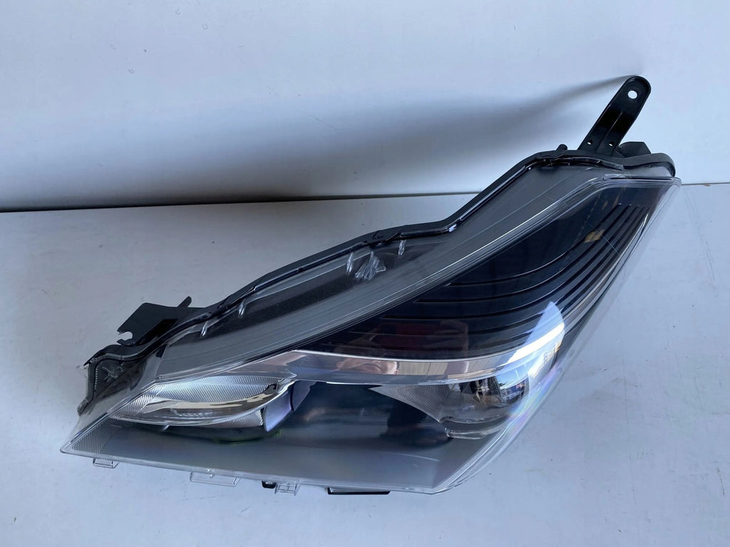 Frontscheinwerfer Toyota Yaris ARO15728 Links Scheinwerfer Headlight SCH6253728028af