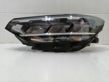 Laden Sie das Bild in den Galerie-Viewer, Frontscheinwerfer VW Passat B8 3G1941035P LED Links Scheinwerfer Headlight