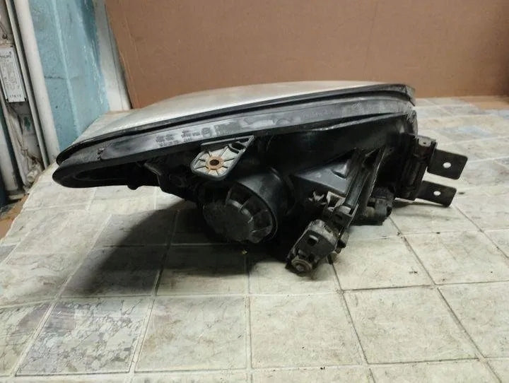 Frontscheinwerfer Kia Sportage 921011F0 Links Scheinwerfer Headlight SCH7580840562ie