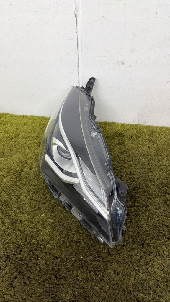 Frontscheinwerfer Toyota Yaris LED Rechts Scheinwerfer Headlight SCH6058810320kd