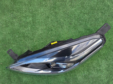 Laden Sie das Bild in den Galerie-Viewer, Frontscheinwerfer Ford Fiesta H1BB-13W030-CE Links Scheinwerfer Headlight SCH5765873723ct