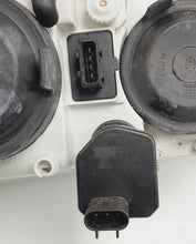 Load image into Gallery viewer, Frontscheinwerfer Volvo V40 30865996 Links Scheinwerfer Headlight SCH3786684301ro