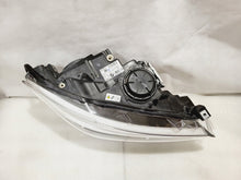 Load image into Gallery viewer, Frontscheinwerfer BMW 1 F21 F20 7229679 7229680 Ein Stück (Rechts oder Links)
