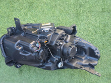 Laden Sie das Bild in den Galerie-Viewer, Frontscheinwerfer Renault Koleos Links Scheinwerfer Headlight SCH2584340305bt