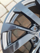Laden Sie das Bild in den Galerie-Viewer, 1x Alufelge 16 Zoll 6.5&quot; 5x100 40ET Schwarz 82B071496 Audi A1 Sportback
