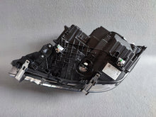 Laden Sie das Bild in den Galerie-Viewer, Frontscheinwerfer BMW 5 G31 G30 8499122-03 LED Rechts Scheinwerfer Headlight
