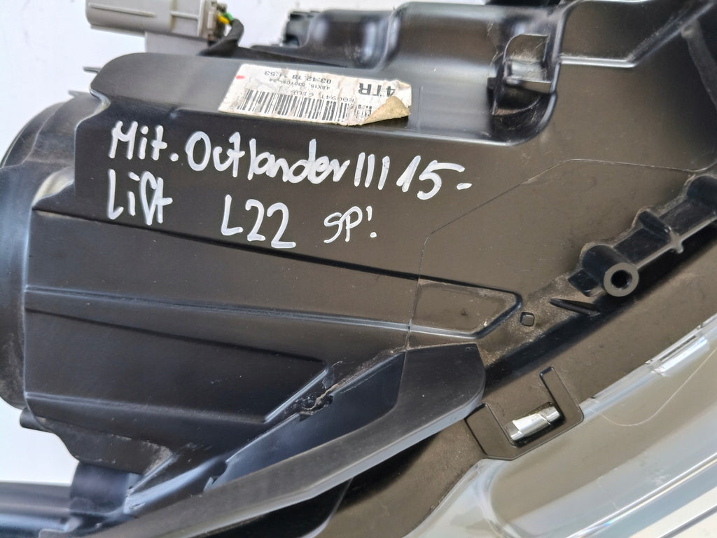 Frontscheinwerfer Mitsubishi Outlander III 8301C8-54 LED Rechts Headlight