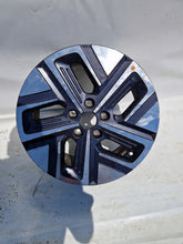 Laden Sie das Bild in den Galerie-Viewer, 1x Alufelge 17 Zoll 7.0&quot; 5x114.3 50ET 52910-DD100 Hyundai Kona Rim Wheel