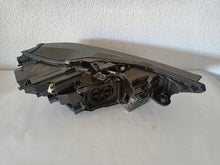 Load image into Gallery viewer, Frontscheinwerfer Audi A6 C8 4K0941033 LED Links Scheinwerfer Headlight