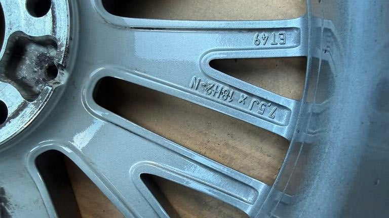 1x Alufelge 18 Zoll 7.5" 5x112 49ET Glanz Schwarz A1774010600 Mercedes-Benz W177 FEL3095432112zu