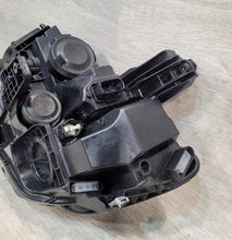 Laden Sie das Bild in den Galerie-Viewer, Frontscheinwerfer VW Passat B8 3G1941036Q Full LED Rechts Scheinwerfer Headlight SCH8493942949cc