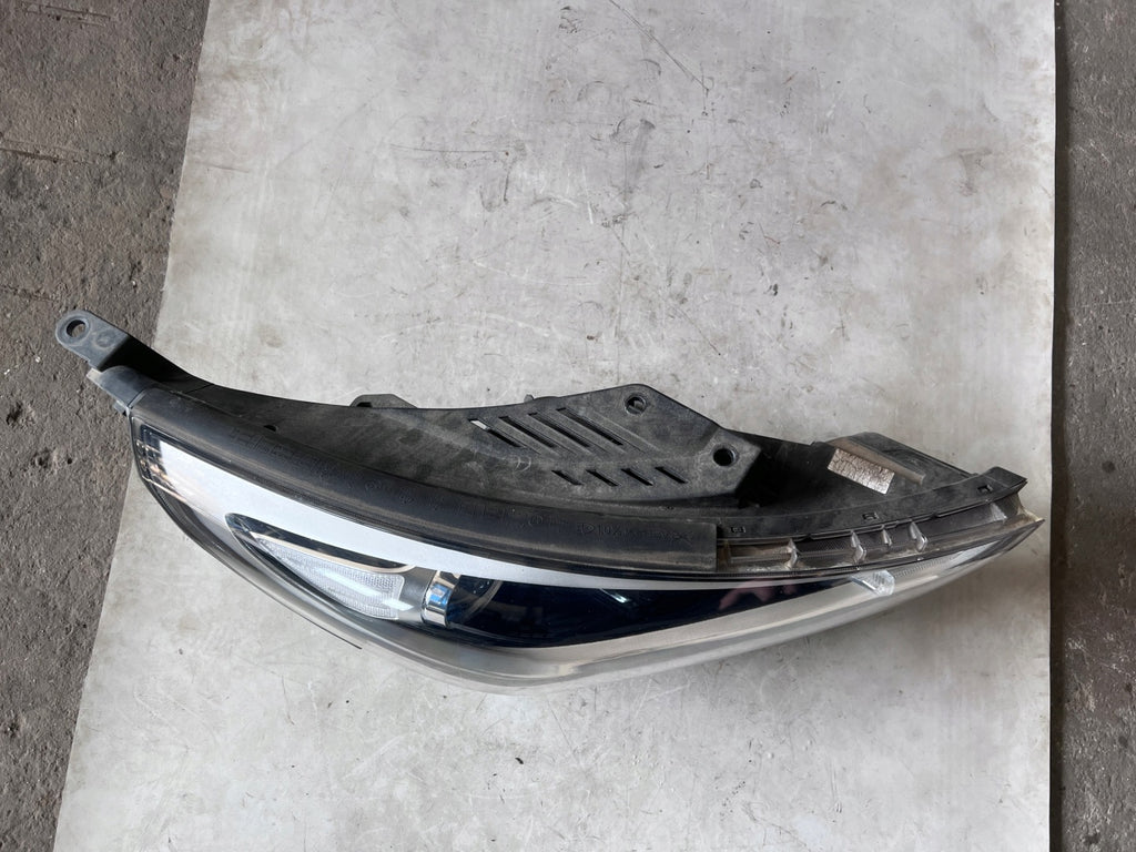 Frontscheinwerfer Hyundai I30 III 92102-G4XXX Rechts Scheinwerfer Headlight SCH2533433868vo