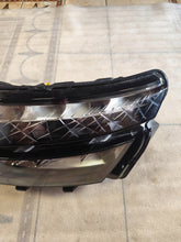 Laden Sie das Bild in den Galerie-Viewer, Frontscheinwerfer Skoda Kamiq 00213832-04 658941015 LED Links Headlight SCH6949405179jr