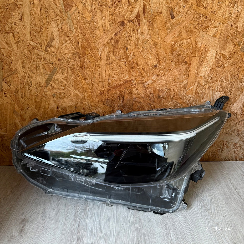 Frontscheinwerfer Toyota Yaris Cross Ein Satz Scheinwerfer Headlight SCH7092003280tl