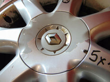 Laden Sie das Bild in den Galerie-Viewer, 4x Alufelge 16 Zoll 7.0&quot; 5x114.3 47ET Glanz Silber 403000035R Renault Laguna Iii