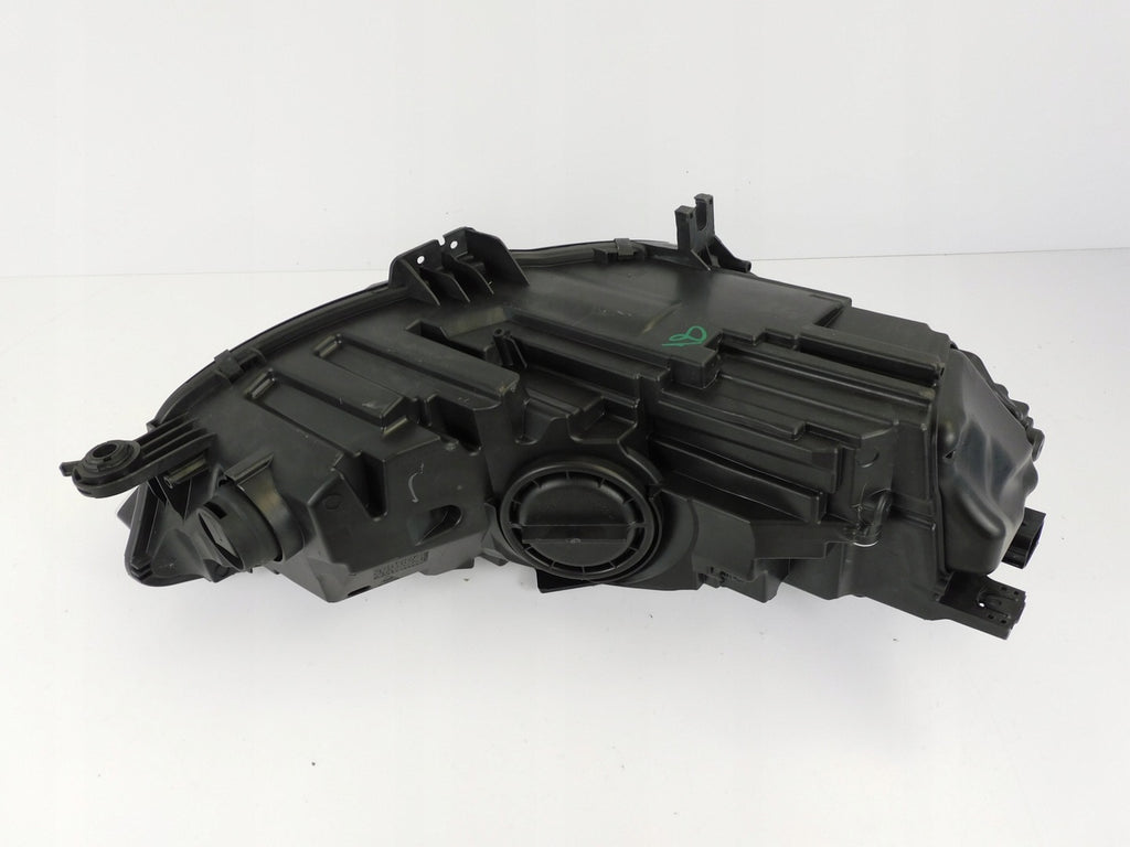 Frontscheinwerfer Audi A4 B9 8W0941011 LED Ein Stück (Rechts oder Links)