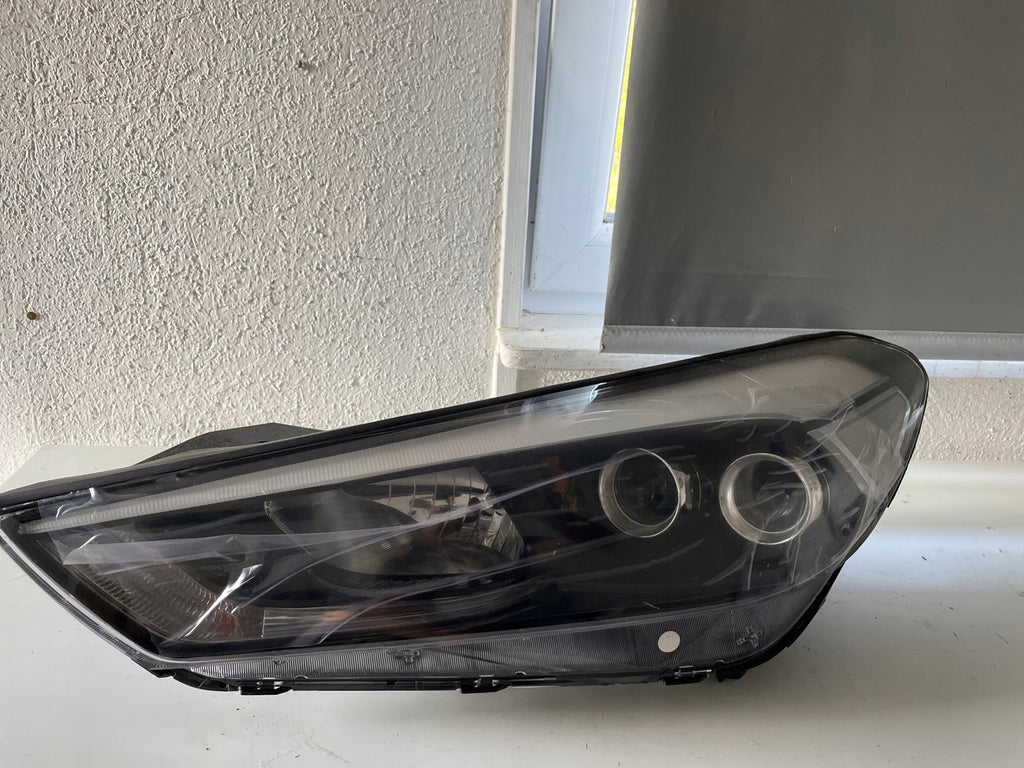 Frontscheinwerfer Hyundai Tucson 92101-D7201 LED Ein Stück (Rechts oder Links)