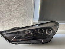 Laden Sie das Bild in den Galerie-Viewer, Frontscheinwerfer Hyundai Tucson 92102D7700 LED Ein Stück (Rechts oder Links) SCH8404379825rf
