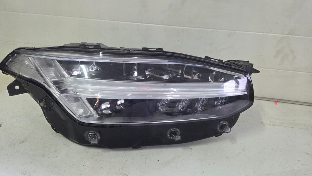 Frontscheinwerfer Volvo Xc90 I 31655173 Rechts Scheinwerfer Headlight SCH6441575626ah