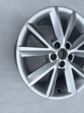 Load image into Gallery viewer, 1x Alufelge 16 Zoll 7.0" 5x100 46ET Glanz Silber 5JA601025B Skoda I Rim Wheel FEL4818729873jb
