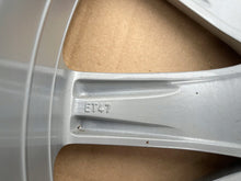 Laden Sie das Bild in den Galerie-Viewer, 1x Alufelge 17 Zoll 7.5" 5x112 601025J VW Passat B8 Rim Wheel FEL3702260711me