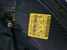 Laden Sie das Bild in den Galerie-Viewer, Frontscheinwerfer Skoda Yeti 5L1941015C Xenon Links Scheinwerfer Headlight