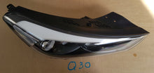 Load image into Gallery viewer, Frontscheinwerfer Hyundai Tucson 92102-D7200 Rechts Scheinwerfer Headlight SCH7279573454ck