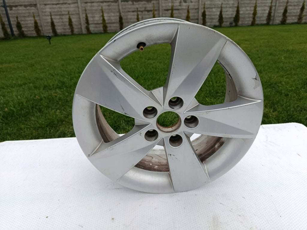 1x Alufelge 15 Zoll 5J0601025AB Skoda Roomster Fabia I Rim Wheel FEL7267319659zo