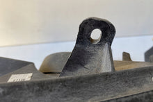 Laden Sie das Bild in den Galerie-Viewer, Frontscheinwerfer Ford WR2A13006 Links Scheinwerfer Headlight