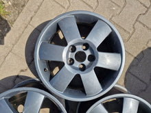 Laden Sie das Bild in den Galerie-Viewer, 1x Alufelge 15 Zoll 6.0&quot; 5x100 43ET Glanz Graphit 6Y0601025 Skoda Roomster