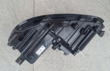 Laden Sie das Bild in den Galerie-Viewer, Frontscheinwerfer VW Touran 1T1941006H Rechts Scheinwerfer Headlight SCH8733244357yc