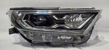 Laden Sie das Bild in den Galerie-Viewer, Frontscheinwerfer Toyota V LED Rechts Scheinwerfer Headlight SCH3191161268ks