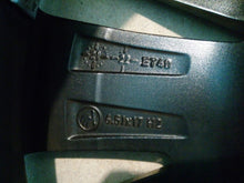 Load image into Gallery viewer, 1x Alufelge 17 Zoll 6.5&quot; 5x100 40ET Glanz Grau 658601025AA Mg Kamiq Rim Wheel