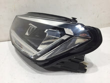 Laden Sie das Bild in den Galerie-Viewer, Frontscheinwerfer VW Caddy 2K1941031A Xenon Links Scheinwerfer Headlight SCH6774320949gy
