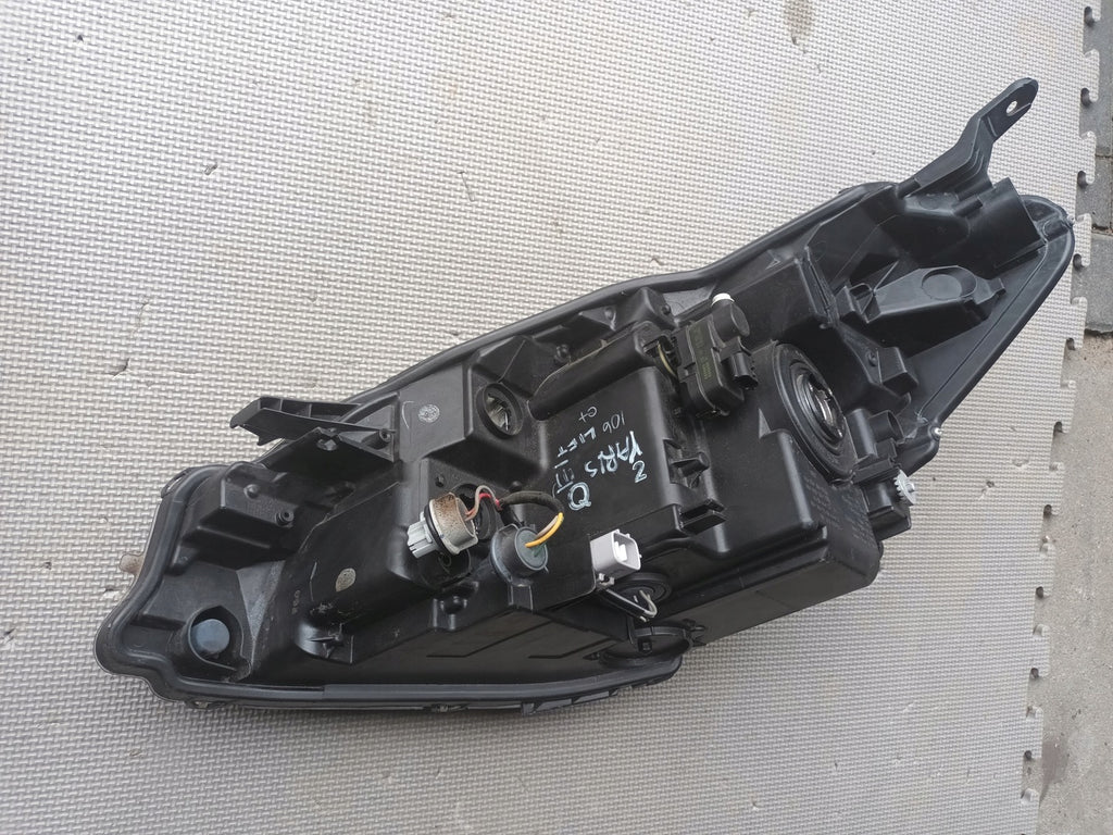 Frontscheinwerfer Toyota Yaris Rechts Scheinwerfer Headlight