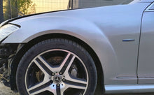 Laden Sie das Bild in den Galerie-Viewer, Kotflügel Mercedes-Benz W221 A2218800118 Vorne Links