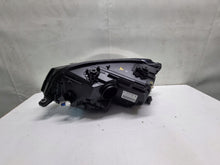 Laden Sie das Bild in den Galerie-Viewer, Frontscheinwerfer VW Caddy 2K1941032B Xenon Rechts Scheinwerfer Headlight SCH5933876847jx