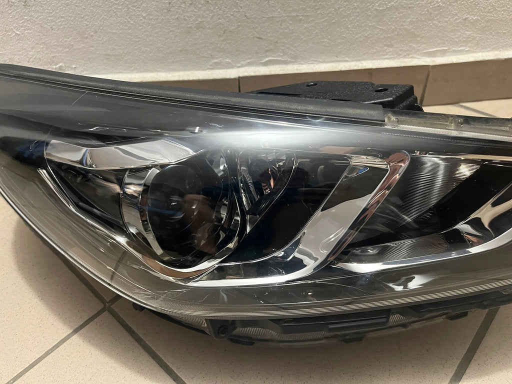 Frontscheinwerfer Hyundai I30 III 92102-G4510 Rechts Scheinwerfer Headlight