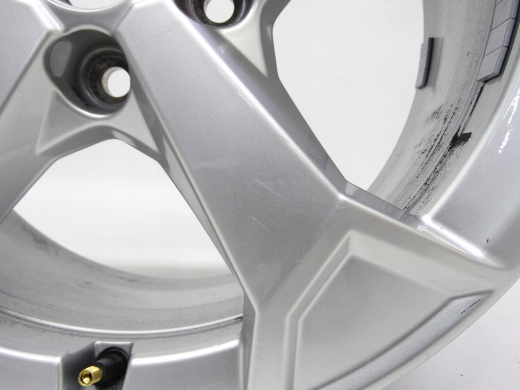 1x Alufelge 17 Zoll 6.5" 5x112 38ET Glanz Silber 83A601025AL Audi Q3 Rim Wheel FEL3855272302kz
